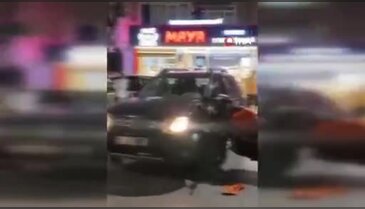 Bursa'da motosiklet ile otomobil çarpıştı! 1 yaralı var...