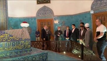 Bursa'da Çelebi Mehmed için anma töreni! Yeşil Türbe'de dualar edildi