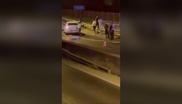 Bursa yolunda otomobilin çarptığı yaya can verdi!