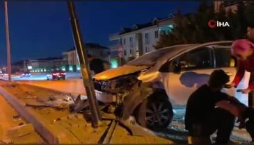Bursa'da trafik kazası! Yaralı gence ilk müdahale doktor olan babasından geldi...