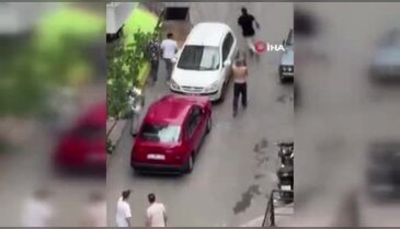 Sokak ortasında dehşet anları! Uzun namlulu tüfeklerle saldırı düzenlediler...