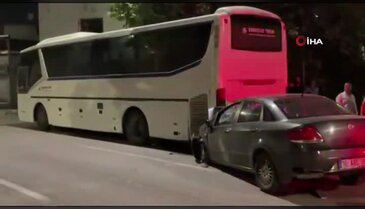 Bursa'da alkollü sürücü dehşeti! Önce refüje sonra otobüse çarptı...