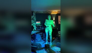 Aslı Asil performansıyla Salaş Meyhane'de büyük beğeni topladı