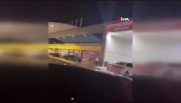 Bursa'da benzin istasyonunda ortalık karıştı! Sopalar havada uçuştu...