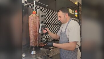 Bursa kebabı etten mi kıymadan mı yapılır? Yılların ustası ezber bozan gerçeği açıkladı...