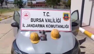 Bursa'da Antik Roma mezarlarında kaçak kazıya suçüstü! 35 metrelik tünelde yakalandılar..