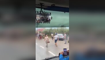 Bursa'da aynı viraj yine kaza getirdi! Tanker otomobile çarptı