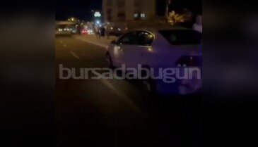 Bursa'da gece saatlerinde feci kaza! Otomobil karşı şeride geçti, 1 ağır yaralı...