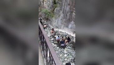 Bursa'daki ünlü şelaleye giriş yasağı! İpin ucu kaçınca gereği yapıldı