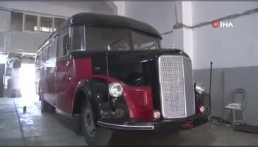 Bursa'dan dünyanın dört bir yanına klasik araç: Dünyada sayılı kalan otobüsler Bursa'da tekrar restore ediliyor