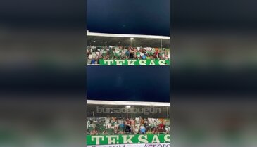 Bursaspor sahada, taraftar tribünde şov yaptı!