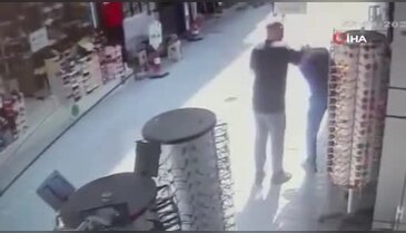Bursa'da saniyelerle yarış! Kuryenin hayatını esnaf kurtardı... O anlar kamerada