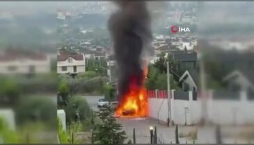 Bursa'da park halindeki araç alev topuna döndü!