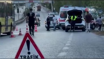 Bursa'da feci kaza! Sürücü yola savruldu