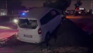 Bursa'da yoldan çıkan otomobilin durduğu yer şaşkına çevirdi!