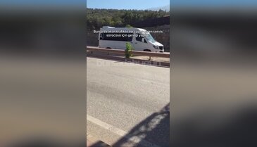 Bursa'da akan trafikte ters yöne giren servis sürücüsü için gereği yapıldı!