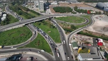 Bursa'da zincirleme kaza! Karşı şeride geçen otomobil ortalığı savaş alanına çevirdi...
