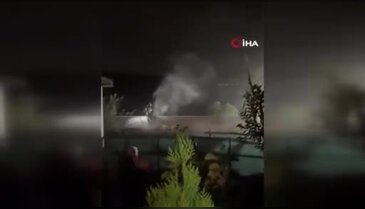 Bursa'da çatı küle döndü! Ekipler içeri girmekte zorlandı...