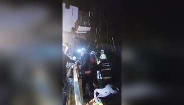 Yağışlı havada kontrolden çıkan asit yüklü tanker devrildi!