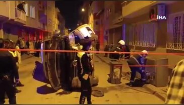 Bursa'da kontrolden çıkan minibüs devrildi! Sürücü olay yerinden kaçtı
